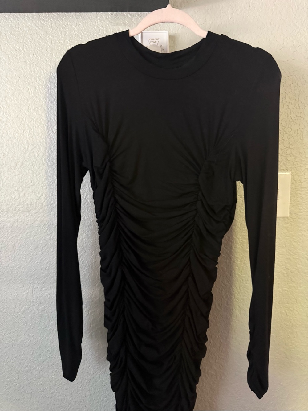 Comfort Zone Black Ruched Long-Sleeve Crewneck Top